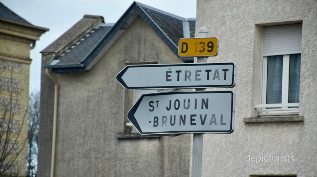 Étretat and Rouen Exploration