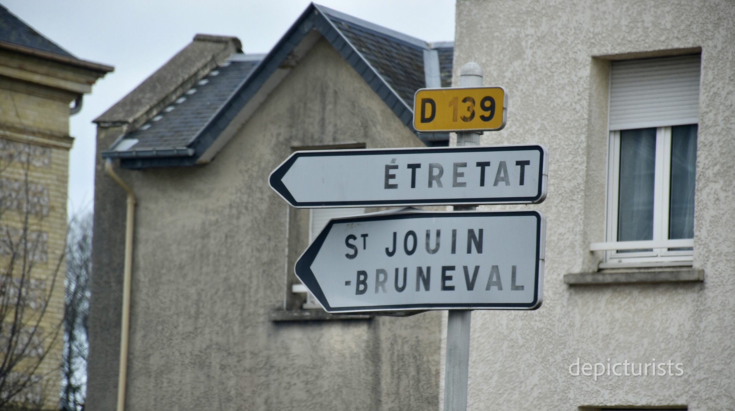 Étretat and Rouen Exploration
