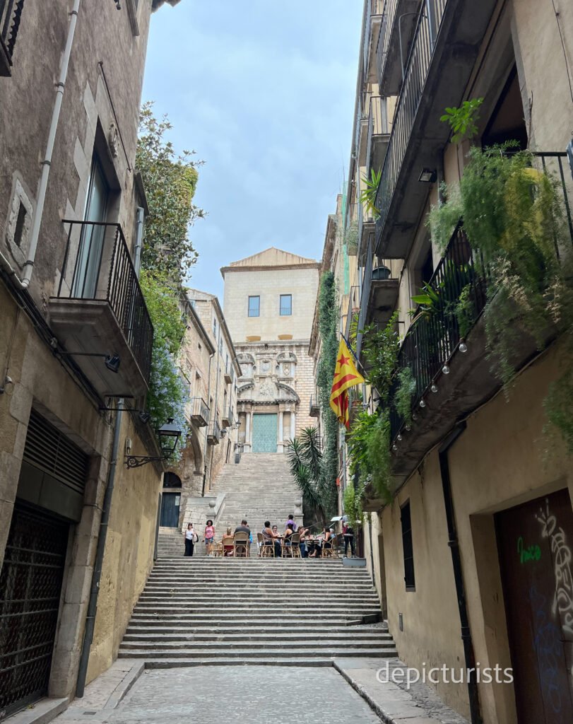 City Stroll: Beyond the Tourist Trail