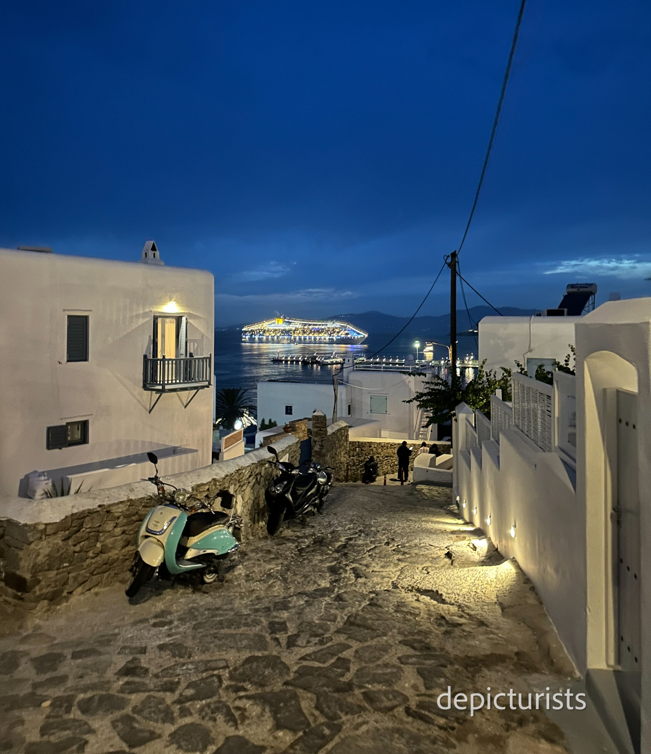 Mykonos on a Budget: Dive In, Discover, Delight!