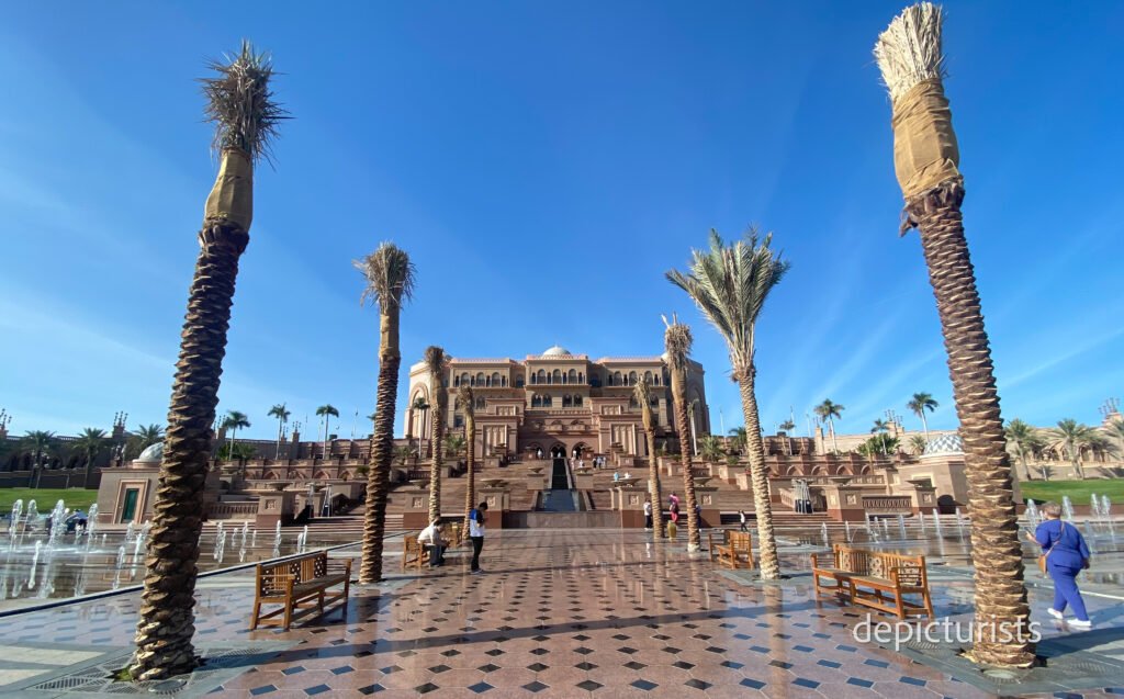 Emirates Palace - outside