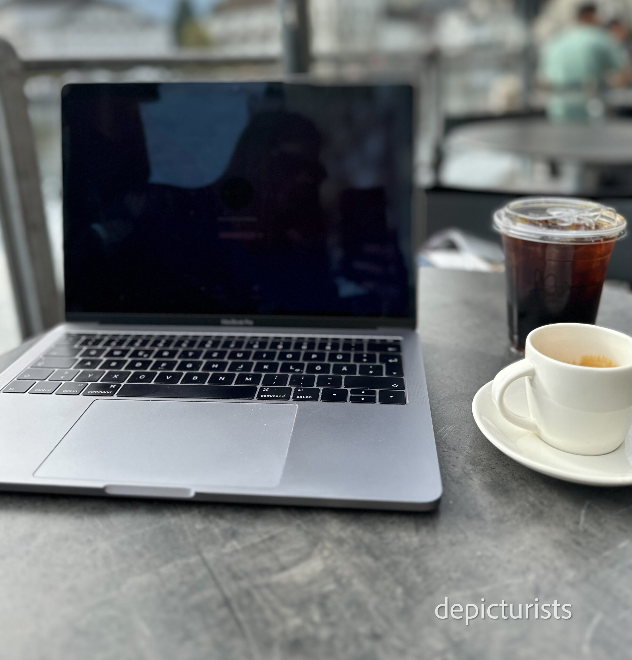 Mobile Office Setup for Productivity