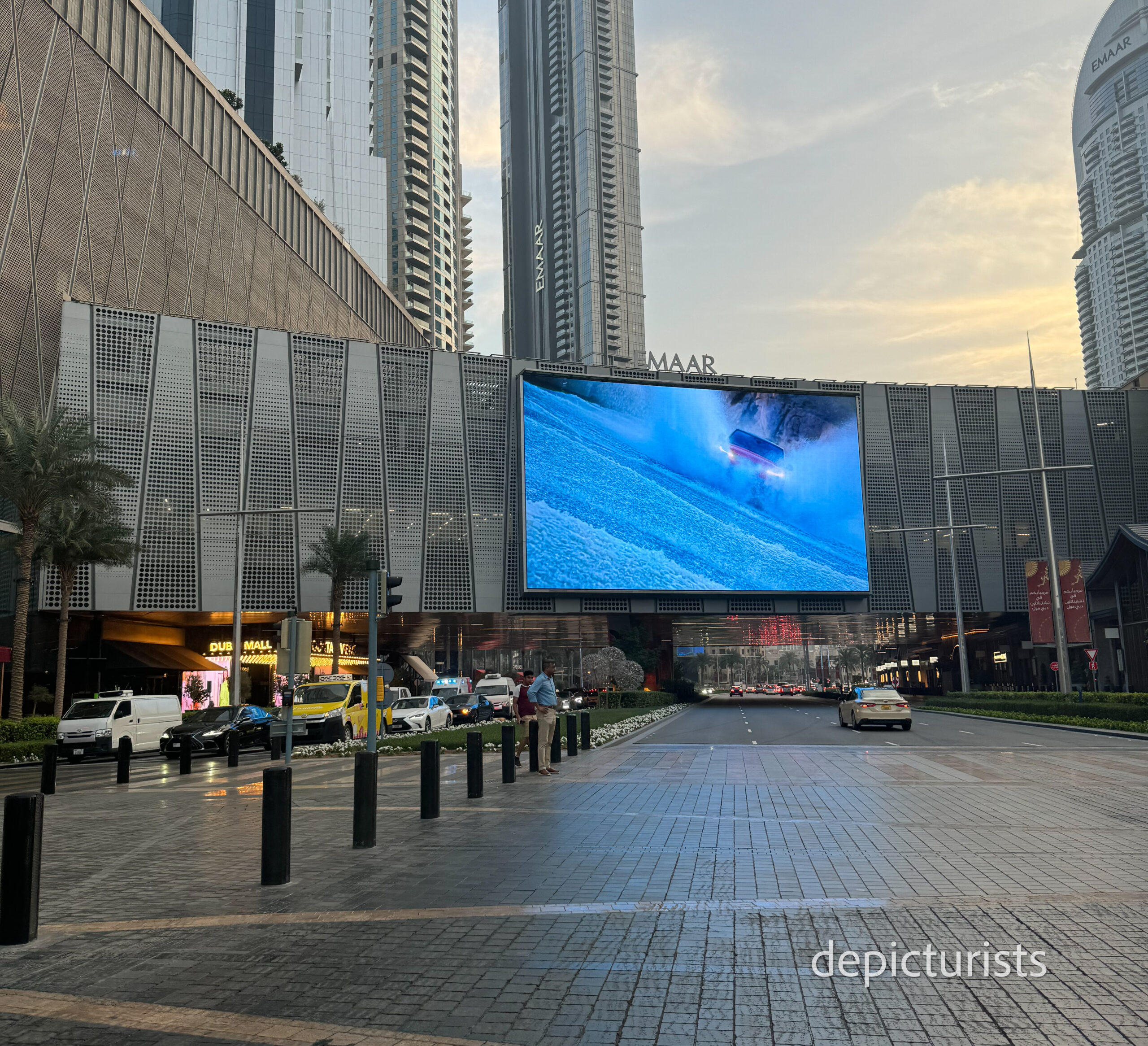 Shopping in Dubai: From Souks to Malls and Everything in Between