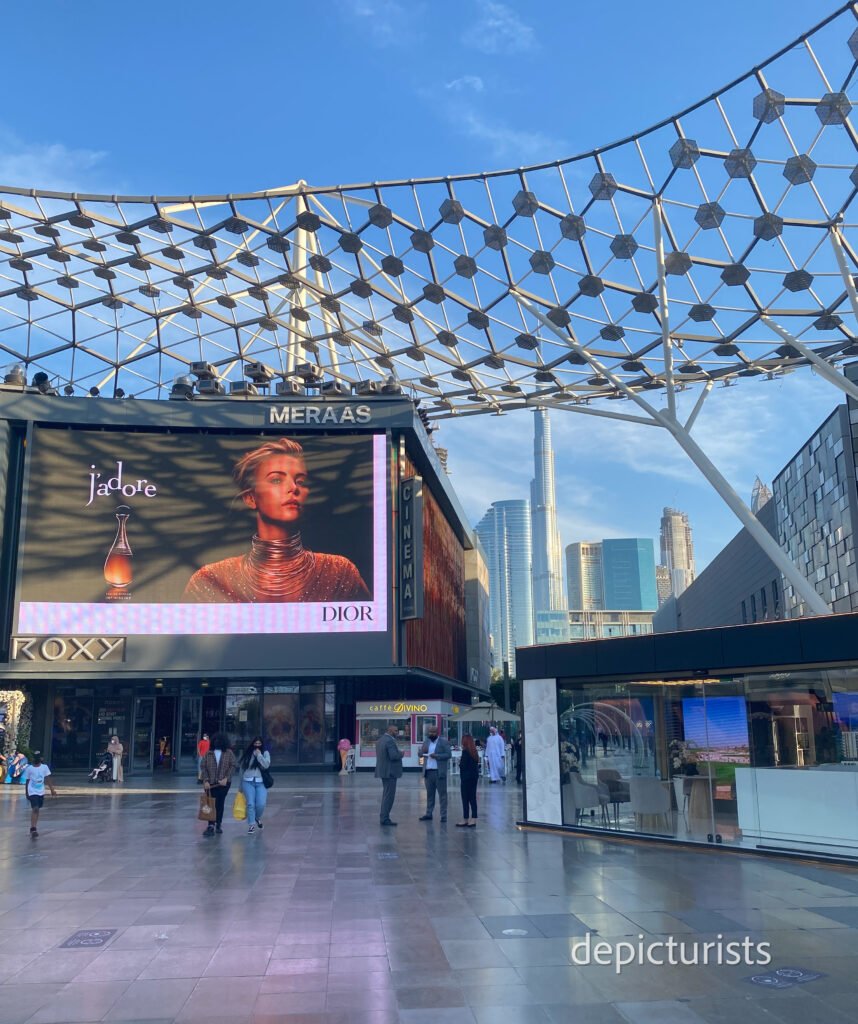 Top 10 Reasons to Choose Dubai for Your Next Trip - city Walk