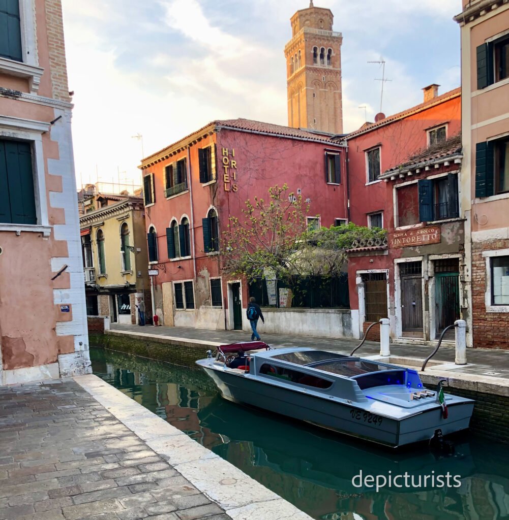 Unveiling the Secret Lives of Venetian Gondoliers