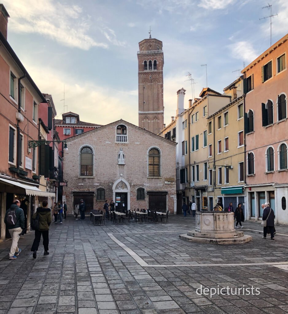 Unveiling the Secret Lives of Venetian Gondoliers - Venice - Depicturists